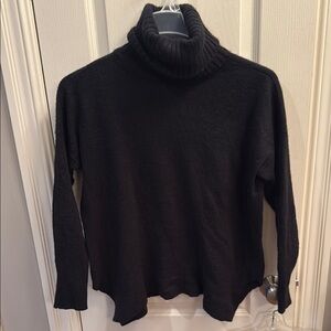 Ann Taylor Classic Black Turtleneck 100% Cashmere Sweater. Size large